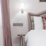 Bright House Cantemir * Bucareste