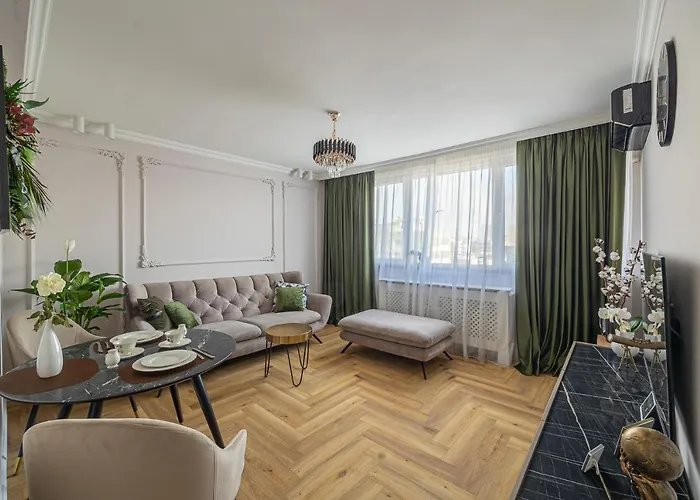 アパート Bright House Cantemir ブカレスト