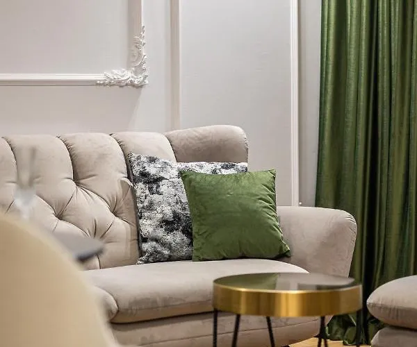 Bright House Cantemir *